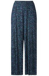 Kaffeemaschine in Schwarz und Silber, rechteckige Form, Display mit Tasten auf der Vorderseite, Wassertank auf der Rückseite, Tropfschale unten, kompakte Bauweise