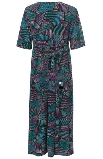 Kleid in petrol und lila mit abstraktem geometrischem Muster, kurze Ärmel, knielang, Bindegürtel in der Taille, rundhals, locker geschnitten