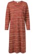 Langärmliges Kleid in rostrot mit beige-grauen, unregelmäßigen horizontalen Streifen, Rundhalsausschnitt, knielang, gerader Schnitt