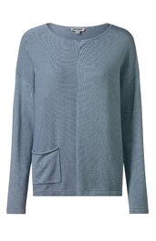 Langärmliges Oberteil in rauchblau, einfarbig, Rundhalsausschnitt, lockere Passform, aufgesetzte Tasche vorne links, keine weiteren Muster oder Verzierungen