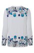 Weiße Bluse mit langem Arm, floralem Muster in Blau und Schwarz am oberen Rücken und Ärmelenden, Rundhalsausschnitt, gerade geschnitten