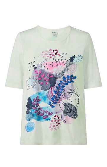 Weißes T-Shirt mit buntem abstraktem Muster aus Blättern und Farbflecken in Blau, Rosa, Violett und Schwarz, Rundhalsausschnitt, kurze Ärmel, gerade geschnitten