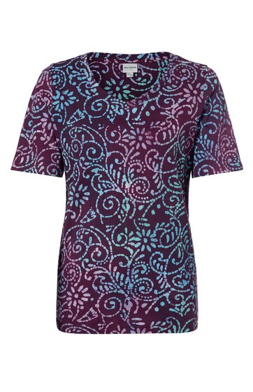 Kurzärmeliges Damen-T-Shirt in dunkellila mit hellblauem, geschwungenem Blumenrankenmuster, rundem Halsausschnitt, gerade Passform