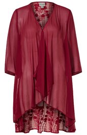Rotes Chiffon-Kleid mit Spitzen-Unterkleid, V-Ausschnitt, 3/4-Ärmel, asymmetrischer Saum, locker fallend