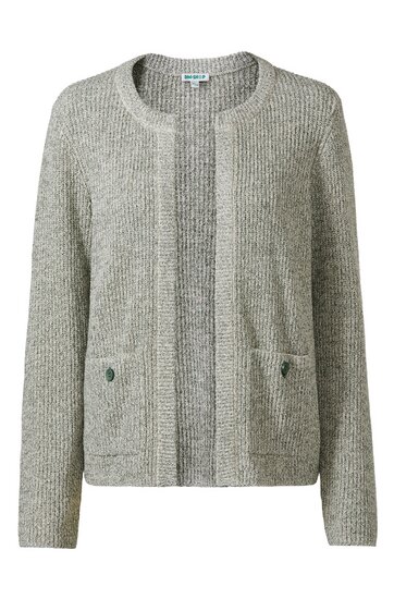 Hellgrauer Strickcardigan mit rundem Ausschnitt, durchgehend offen ohne Verschluss, lange Ärmel, zwei aufgesetzte Taschen mit je einem Knopf