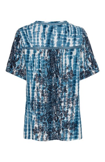 Damenbluse blauweißer Batikmuster und florales Muster, Rundhalsausschnitt, kurze Ärmel, lockere Passform, Rückansicht