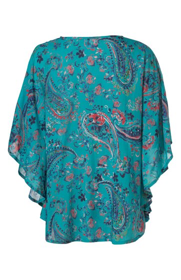 Türkisblaues Damenoberteil mit Paisley-Muster in Blau, Rot und Weiß, lockerer Schnitt, kurze Fledermausärmel, rundes Halsausschnitt, leicht transparent