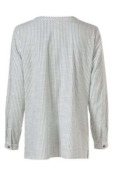 Langärmliges Hemd, hellgrau mit weißem Streifenmuster, gerader Schnitt, Rückenansicht, zwei Knöpfe an den Manschetten