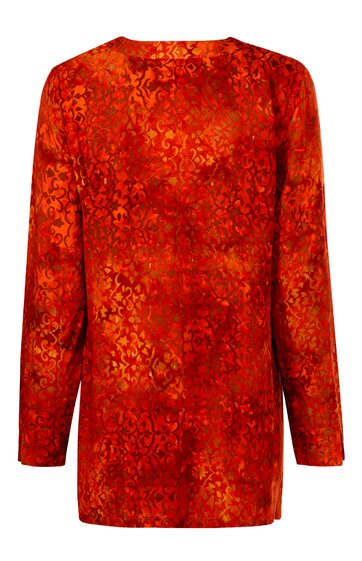 Langes Damenoberteil in dunklem Orange mit abstraktem Muster, Rundhalsausschnitt, lange Ärmel, gerade geschnitten, ohne sichtbare Verzierungen oder Verschlüsse