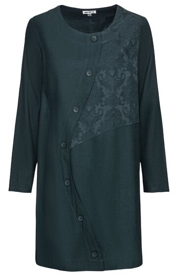 Dunkelgrüner Mantel mit asymmetrischer Knopfleiste, langärmlig, florales Muster auf einer Schulterpartie, rundem Halsausschnitt, gerade geschnitten