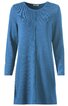 Blaues, knielanges Strickkleid mit langem Arm, Rundhalsausschnitt, vertikaler Mittelnaht vorne, schlichter Schnitt, gerade Form