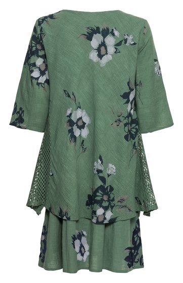 Grünes Damenkleid mit dunkelblau-weißen Blumen, rundem Ausschnitt, halblangen Ärmeln, seitlichen Netz-Einsätzen, locker fallend, knielang