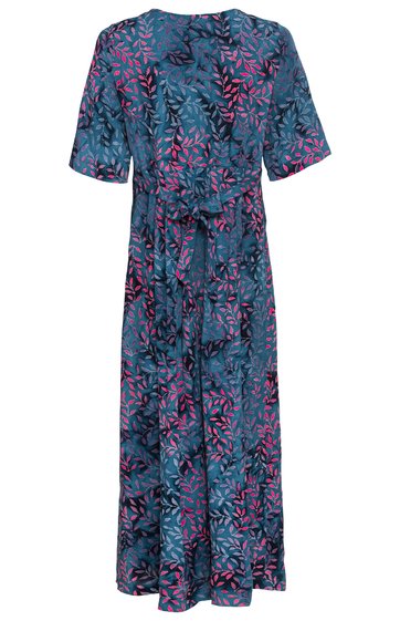 Knielanges Kleid in Dunkelblau mit pink und schwarzem Blattmuster, Rundhalsausschnitt, kurze Ärmel, tailliert mit Bindegürtel, ausgestellter Rock