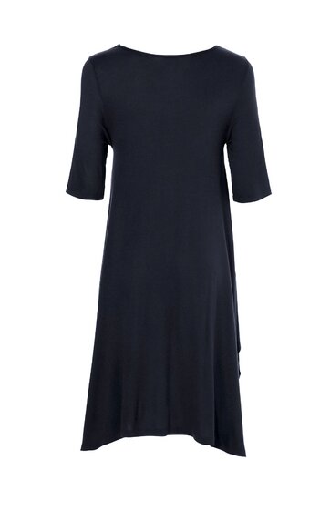 Dunkelblaues Kleid, einfarbig, schlichter Rundhalsausschnitt, halblange Ärmel, locker fallende A-Linie, knielang, ohne Muster oder Verzierung