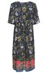 Knielanges Kleid, dunkelblau mit floralem Muster in Weiß, Gelb und Hellblau, Kurzarm, Rundhalsausschnitt, Tailliert mit leichtem Faltenwurf, pinke und blaue Bordüre mit Blumenmuster am Saum