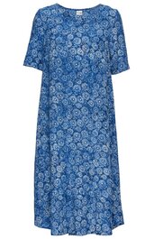 Blaues Kleid mit weißem Blumenmuster, kurze Ärmel, rundhals, knielang, lockere Passform