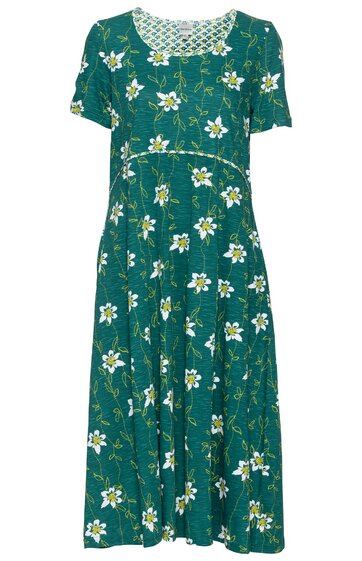 Grünes Kleid mit weißem Blumenmuster, kurzer Ärmel, rundem Halsausschnitt mit gemustertem Kragen, figurbetonte Taille, knielang