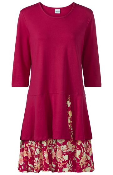 Rotes Kleid mit Blumenmuster in Beige und Hellrosa, Rundhalsausschnitt, 3-4-Arm, asymmetrischer Saum mit Schlitz, mehrlagig, locker fallend