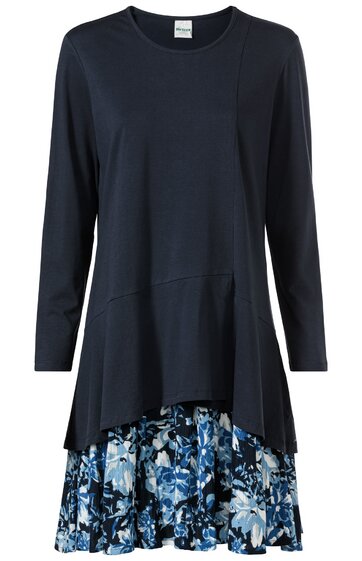 Schwarzes langärmeliges Kleid mit rundem Ausschnitt, asymmetrischem Saum, unterem Teil mit blau-weiß floralem Muster, gerade Passform