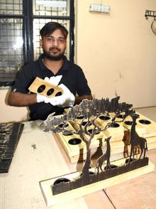 Rishabh von Noah's Ark