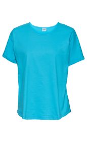 Baumwoll-Mix-Shirt in Türkis, kurzärmelig, Rundhalsausschnitt, lockere Passform, schlicht, ohne Muster, für Damen, leichte Stoffqualität, Rücken etwas verlängert, Ärmel mit Umschlag, Produktbild vor weißem Hintergrund