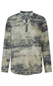 Langärmeliges Hemd in Beige- und Grautönen mit dunkelblauem und weißem Graffiti-Print, V-Ausschnitt mit kurzen Knopfleisten, legerer Schnitt, leichter Stoff