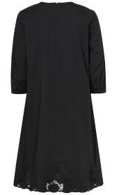 Schwarzes Baumwoll-Mix-Kleid Rückansicht mit 3/4-Ärmeln, feiner Spitze am Saum und transparenten Einsätzen an den Ärmeln, durchgehendem Reißverschluss hinten, lockerem Schnitt