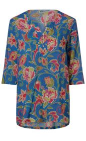 blaue Modal-Tunika mit dreiviertel Ärmeln, florales Muster in Rot, Pink, Grün und Beige, V-Ausschnitt mit Knopfleiste, Größe 38, leicht fallender Saum