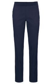 Dunkelblaue Viskose-Mix-Hose mit elastischem Bund und schmaler Beinform, ohne sichtbare Taschen oder Verschlüsse, frontale Ansicht auf weißem Hintergrund