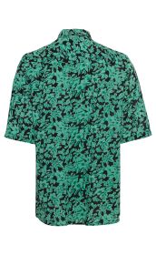 Rückansicht einer kurzärmligen Viskose-Mix-Bluse mit dunkelgrünem Grund und leuchtend türkisem, floralem Muster, mit Hemdkragen und lockerer Passform.