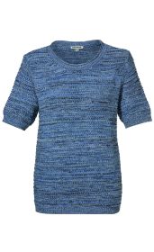 blauer kurzärmliger Baumwoll-Pullover mit strukturierter, horizontaler Rippenstrickmusterung und rundem Halsausschnitt
