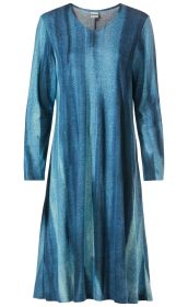 Langärmliges Viskose-Mix-Kleid in Blau mit leichtem Farbverlauf, V-Ausschnitt, locker fallendem Schnitt und knieumspielender Länge, ohne Muster, schlicht und elegant