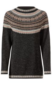 Dunkelgrauer Alpaka-Pullover mit Rundhalsausschnitt, mehrfarbigem Norwegermuster in Braun, Weiß und Beige am oberen Bereich, Bündchen und Saum, lange Ärmel, dicke, warme Strickqualität.