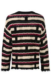 Baumwoll-Pullover mit geometrischem Muster in Schwarz, Beige und Dunkelrot, langärmlig, grob gestrickt, Rundhalsausschnitt, strukturiertes Design mit offenen Maschen und Fransen am Saum und Ärmeln, Rückansicht