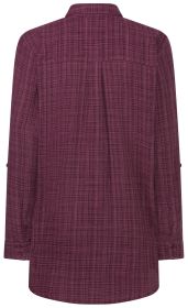 Rückenansicht einer langärmligen Bluse aus leicht transparentem, violett-karriertem Stoff mit Hemdkragen und Ärmelaufschlägen mit zwei kleinen Knöpfen