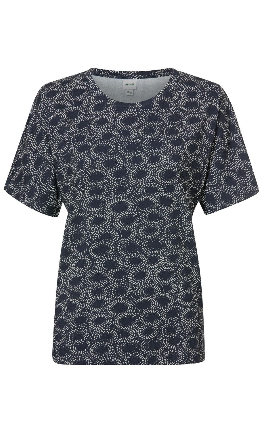 Dunkelblaues Baumwoll-Shirt mit kurzen Ärmeln und Rundhalsausschnitt, Muster aus hellen, ovalen Punkten in konzentrischen Kreisen, gerade geschnitten, schlicht und modern
