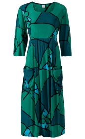 Viskose-Kleid in Grün- und Blautönen mit abstraktem Muster, U-Ausschnitt, 3/4-Ärmeln und zwei aufgesetzten Taschen vorne, locker geschnittenes, knielanges Design