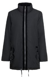 Schwarze Baumwoll-Jacke mit Stehkragen, durchgehendem Reißverschluss, Samtapplikationen an Reißverschluss und Taschen, lange Ärmel, verstellbare Kordel am Saum, mittellang, schlichtes Design