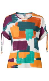 Damen Viskose-Mix-Shirt mit rundem Ausschnitt, kurzen Ärmeln mit Tunnelzug und Bindeband, abstraktes Muster in Orange, Türkis, Dunkelgrün und Lila auf weißem Hintergrund