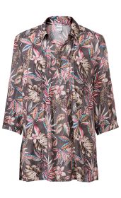 Damen-Modal-Bluse mit dunkelgrauem Grund und farbenfrohem Blumen- und Blättermuster in Rosa, Blau und Braun, 3/4-Ärmeln, V-Ausschnitt mit Knopfleiste und Stehkragen, locker fallend