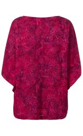 Rückansicht einer roten Viskose-Bluse mit floralem Muster, weitem Schnitt und rundem Halsausschnitt