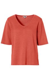 Leinen-Mix-Pullover in Korallenrot, kurzärmlig, V-Ausschnitt, gerade geschnitten, leichte Feinstrickstruktur, seitliche kleine Schlitze am Saum, Größe 38/38, schlichtes Design, locker sitzend