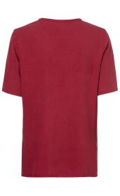 rote Viskose-Bluse, kurzärmlig, schlichte Rückansicht, runder Halsausschnitt, locker geschnitten, glatte Oberfläche, unifarben, keine Muster oder Verzierungen sichtbar, bequemes, leichtes Material
