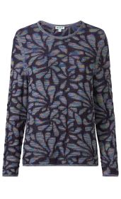 Baumwoll-Pullover mit langem Ärmel, rundem Halsausschnitt und abstraktem Muster in dunklen Blautönen, Violett und Türkis, feine Strickstruktur, gerade Passform