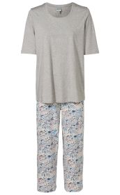 Baumwoll-Pyjama bestehend aus grauem, kurzärmligem Oberteil und langem, weißem Schlafhosenhose mit blau-rosa Paisley-Muster, gerade geschnitten, gemütlich und komfortabel.