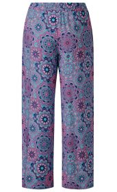 Viskose-Hose mit weitem Schnitt, elastischem Bund und buntem Muster aus floralen Mandalas in Blau-, Rosa- und Lilatönen auf weißem Hintergrund