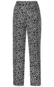 Viskose-Hose in Schwarz mit elastischem Bund, geradem Schnitt und weißem, verschnörkeltem Muster über die gesamte Hose verteilt.