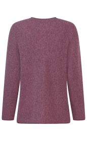 Rückansicht eines langärmligen, einfarbigen Pullover in gedecktem Rot-Violett, mit rundem Halsausschnitt und feiner Strickstruktur.